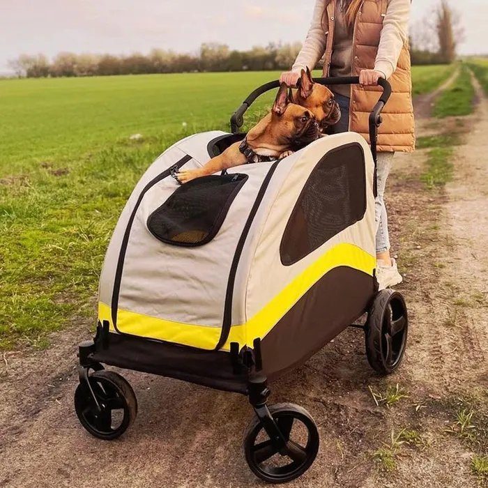 All-season pet stroller with shock absorption - photo 2
